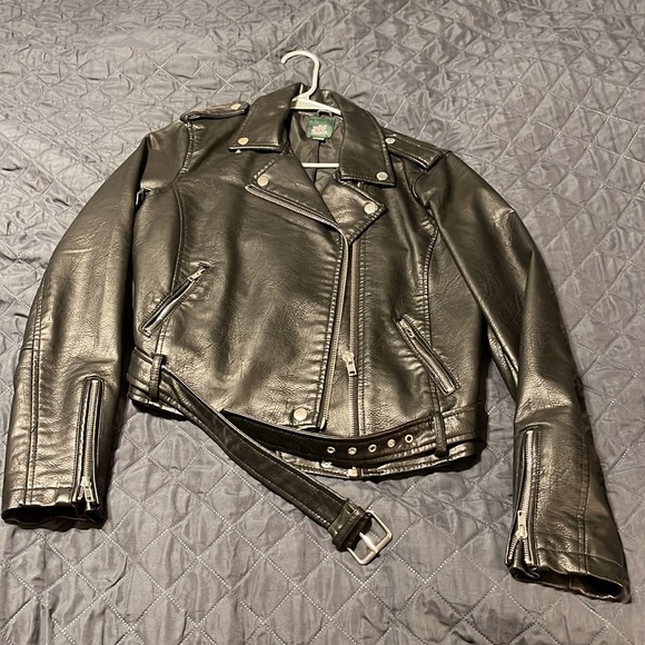 Wild Fable black leather jacket perfect condition, never worn. - Picture 2 of 4